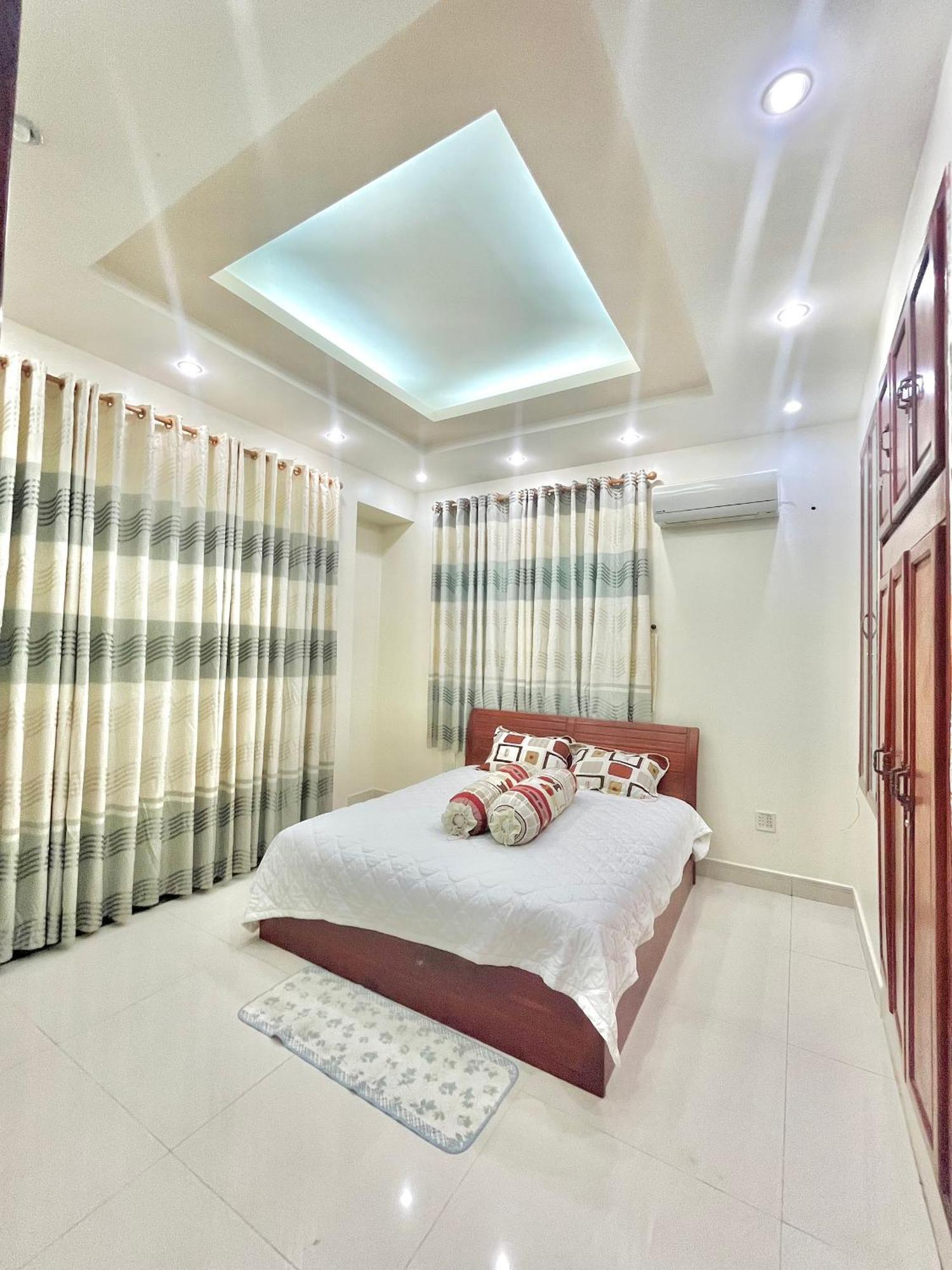 Cherry Homestay - Hoang De Motel Chau Doc Bagian luar foto