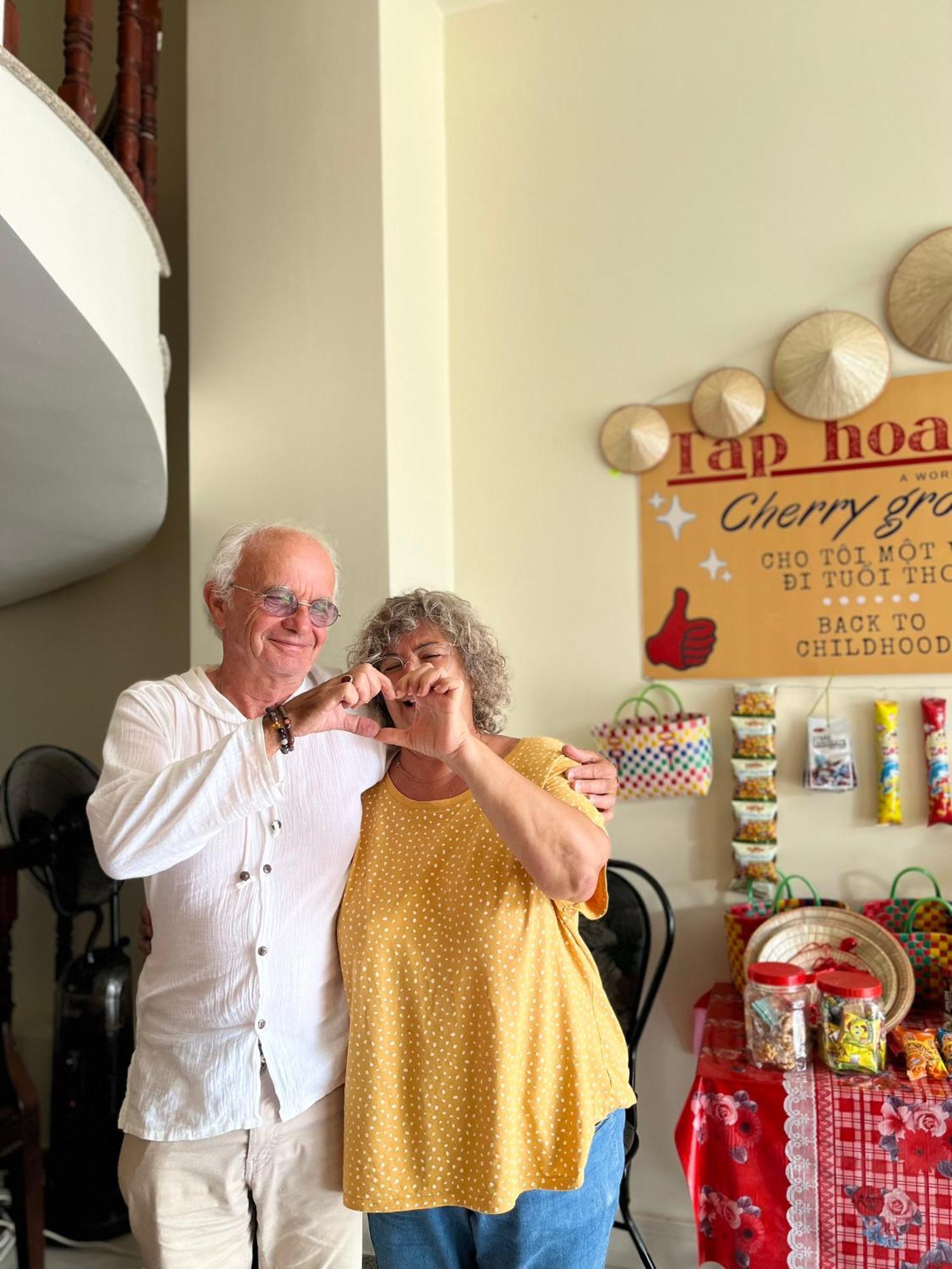 Cherry Homestay - Hoang De Motel Chau Doc Bagian luar foto