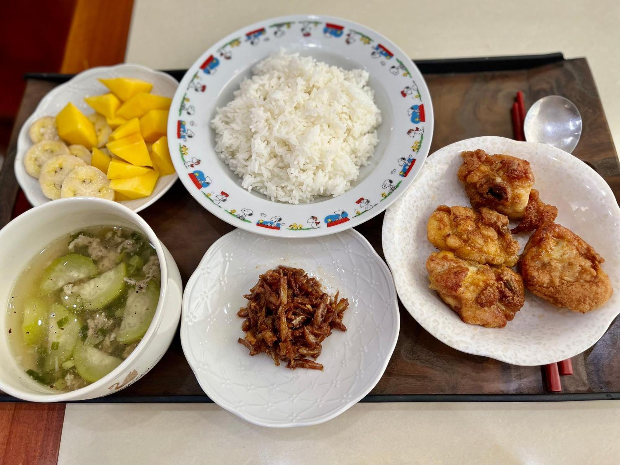 Cherry Homestay - Hoang De Motel Chau Doc Bagian luar foto