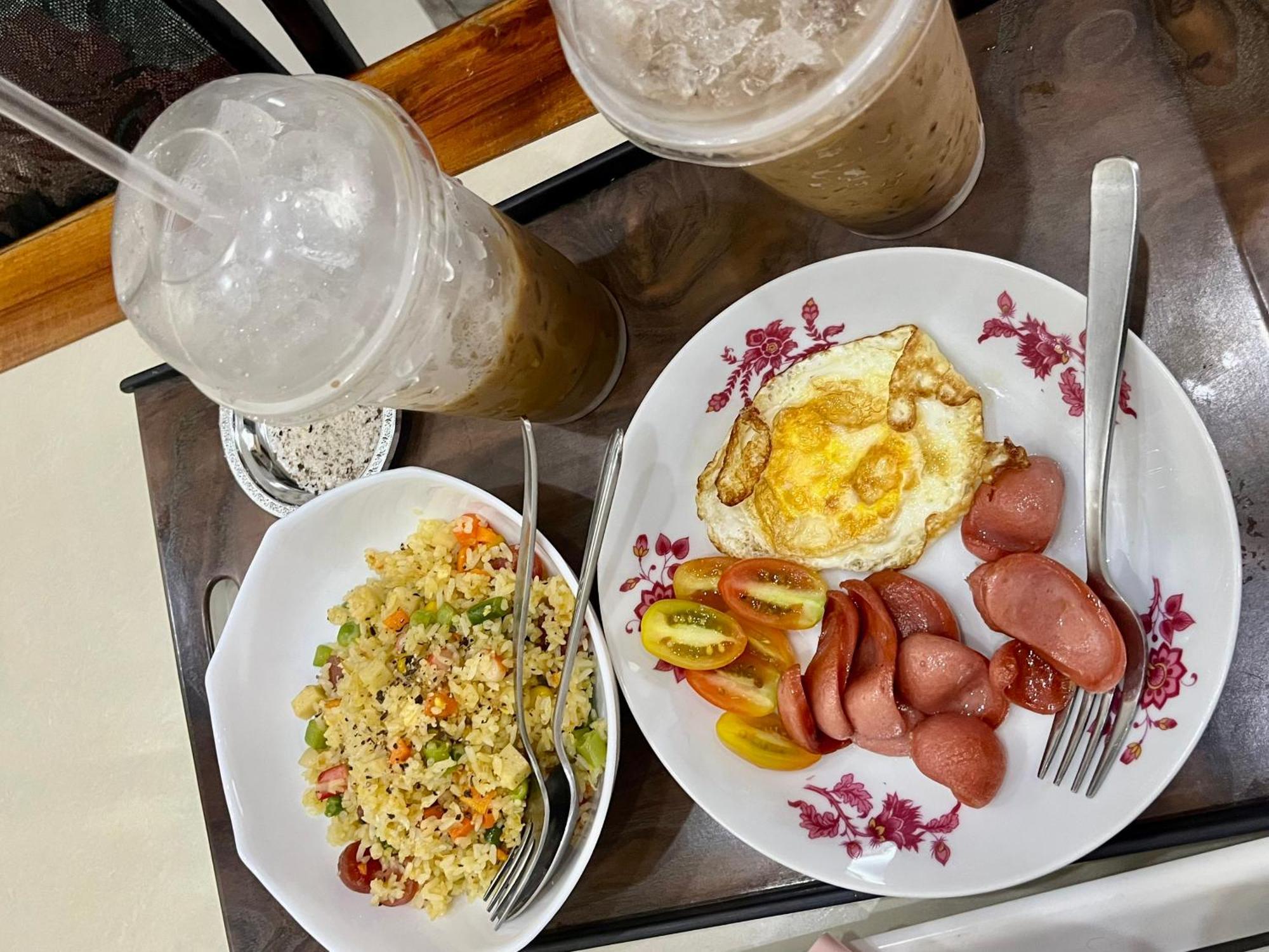 Cherry Homestay - Hoang De Motel Chau Doc Bagian luar foto